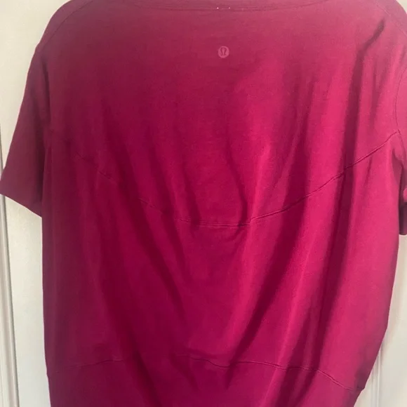 FINAL PRICE CUT LULULEMON Back in Action Pink Short Sleeve size 4-6  21” ptp - Picture 6 of 13